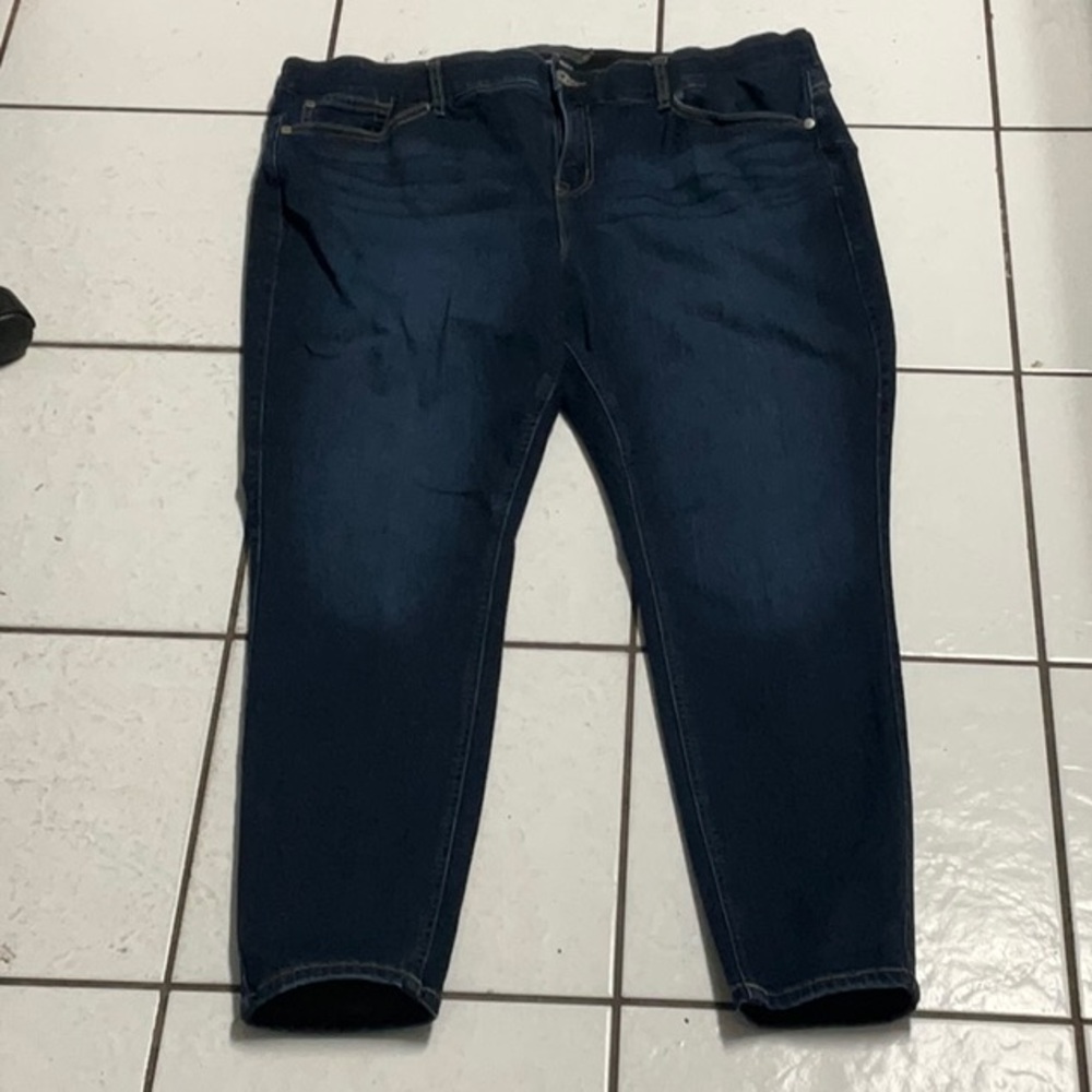 Torrid Bombshell Skinny Jeans, Premium Stretch, Size 22R